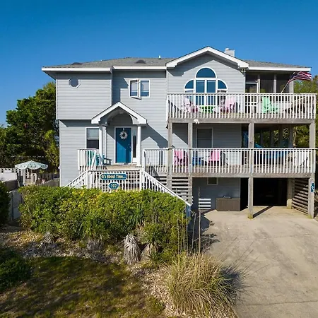 Private Pool Oceanside Walkable To Downtown Duck Villa